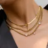 Wholesale Women's Classic Style 18K Gold Plated 304 Stainless Steel Oval Pendant Necklace With White Diamond And Zircon Geometric Pattern (Jewelry) Waterproof And Fade Resistant