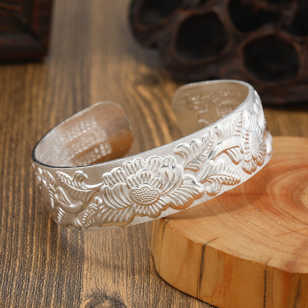 Wholesale Vintage Ethnic Style Miao Silver Bracelet Distinctive Open Wide Bracelet Style Ancient Style Guizhou Handmade Silver Bracelet for Women