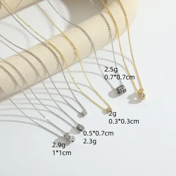 Wholesale Elegant Geometric Hollow Out Round Pattern Necklace Versatile Simple Design Gold Plated Copper Lobster Clasp Pendant Necklace