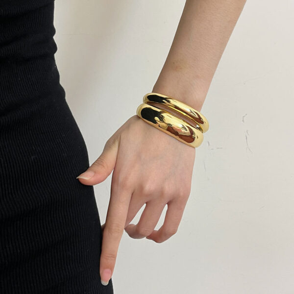 oly-daf93c3ec96e1770b0c475308c34af09 Wholesale Niche Irregular Metal Glazed Open Bracelet Cold Style High-grade Light Luxury Personalized Wide Bracelet
