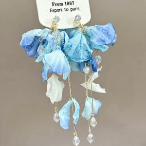 Blue flower tassel