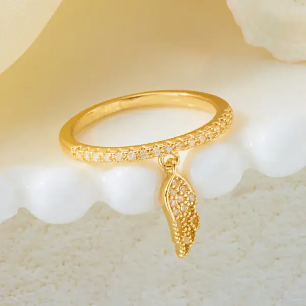 Wholesale Feather Pattern Women’s Ring With Bezel Setting, Copper Base With KC Golden Water Plating And Zircon Inlay