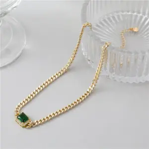 Wholesale Geometric Cuban Chain Link Necklace In Copper With Zircon Inlay Featuring Artificial Crystal Pendant For Unisex