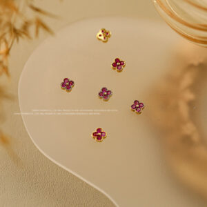 Single Rose Red Zircon Small Four-leaf Clover-Gold #09