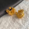 Wholesale autumn and winter gold-plated hollow winding C-shaped circle earrings retro high-end earrings