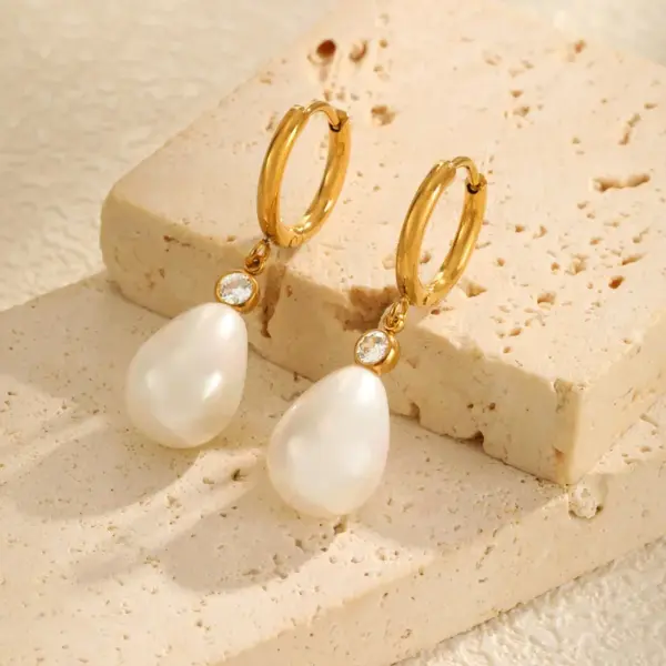 Wholesale PVD Coated Real Gold Plated 18K Gold Round 201 Stainless Steel Baroque Style Shiny Waterproof Non Tarnish Drop Earrings