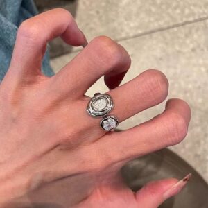 oly-dd3284fd9ac0a56200ec5f8d1c0e35dc Wholesale Ins Retro Ring Ring Middle Ancient Opening Light Luxury Zircon Elegant High Fashion Niche French Index Finger