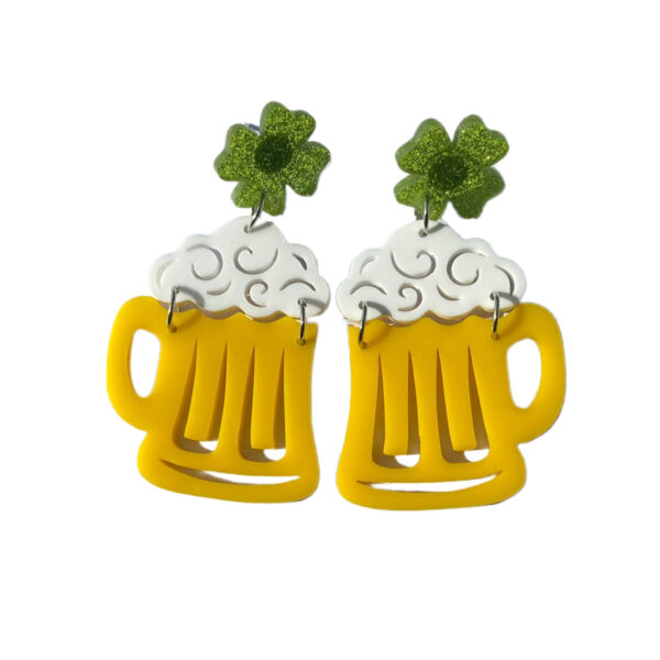 oly-dd3e34df77f5a179e5967cf4cc00033b Wholesale Cross Border American Irish Festival Clover St. Patrick Green Yellow Beer Mug Earrings