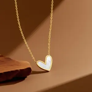 X0236-White Shell Heart Necklace - Gold