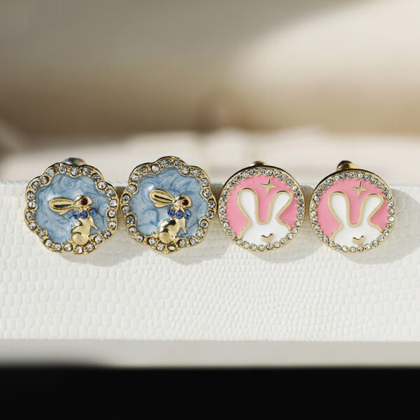 Wholesale Easter Diamond Rabbit Blue Glazed Earrings Gorgeous Ladies Party Earrings Niche Design Fashion All-Match