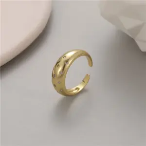 H-9343 White Zirconium