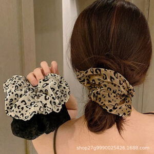 Wholesale New European and American Fashion Mesh Flocking Leopard Large Intestine Hair Ring Hair Accessories Leopard Point Horontail Ball Head Tie Hair Rope