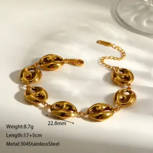 Gold Large Clasp Bracelet