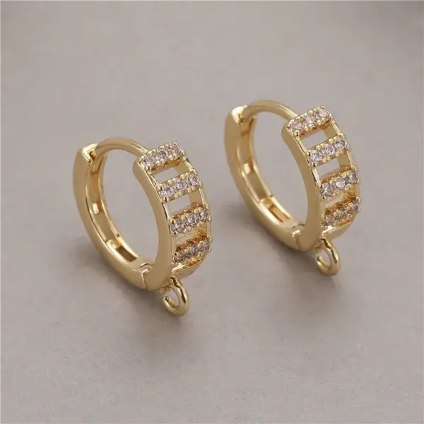 Wholesale Circle Hoop Earrings For Women In Copper With Zircon Inlay, Simple Style Featuring Copper Ear Pins