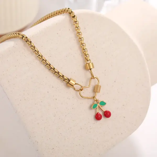 Wholesale Ion Plating (IP) 18K Gold Plated Cherry 304 Stainless Steel Classic Style Waterproof Non Tarnish 304 Stainless Steel Pendant Necklace