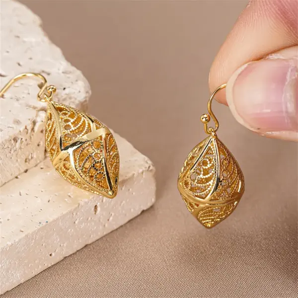 Wholesale Three-dimensional Geometric Drop Earrings For Women In Copper With KC Golden Plated Water Plating And 0.03µm Coating Thickness