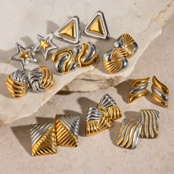 oly-e1537b2940b6286e8d4290c4880317dd Wholesale 304 Stainless Steel Geometric PVD Coated Real Gold Plated Elegant Simple Style Classic Style Waterproof Non Tarnish Mixed Color Plating Ear Studs
