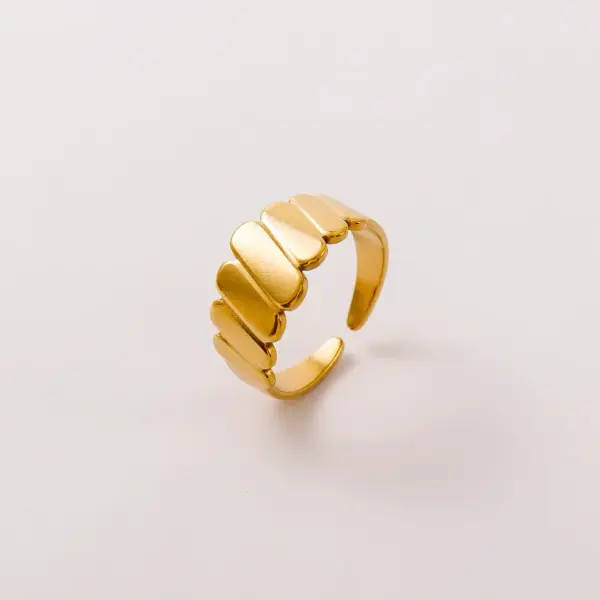 Wholesale Titanium Steel Ring Elegant Niche High-End Design Sense Ring Versatile Open Ring Wholesale Vacuum Electroplating 18K Real Gold Snake