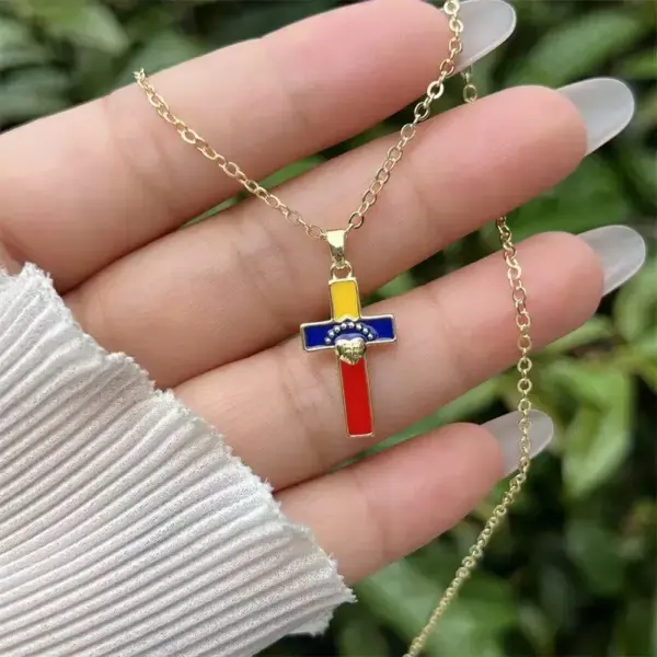 Wholesale Unisex National Flag Enamel Pendant Necklace With 18K Real Gold Plated Copper And PVD Coated Foxtail Chain