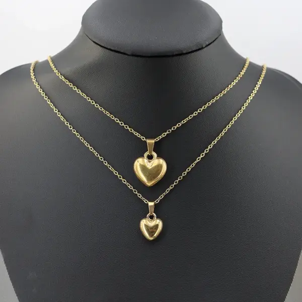Wholesale Jewelry Casual Vintage Style Heart Shape 304 Stainless Steel Gold Plated Handmade Plating Carving Pendant Necklace