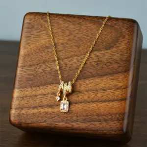 Gold/1.3*1.1cm