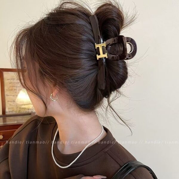 Wholesale High Quality Large Hair Clip Women's High-end Hair Clip Shark Clip Hair Accessories