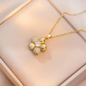 X0410 Flower Necklace