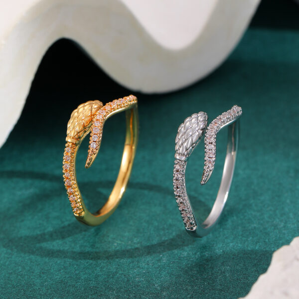 Wholesale fashion high-end sense inlaid zircon snake-shaped opening ring female Joker Zodiac spirit snake index finger ring