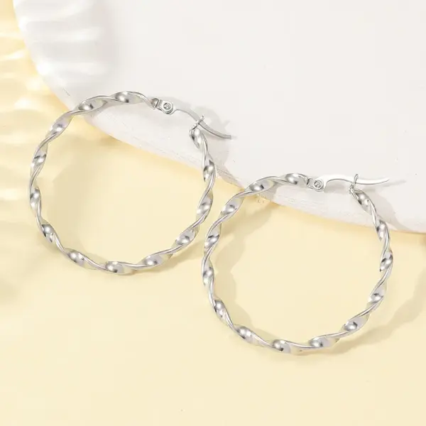 Wholesale Real Gold Plated Circle 304 Stainless Steel Simple Style Commute Waterproof Non Tarnish 304 Stainless Steel Earrings