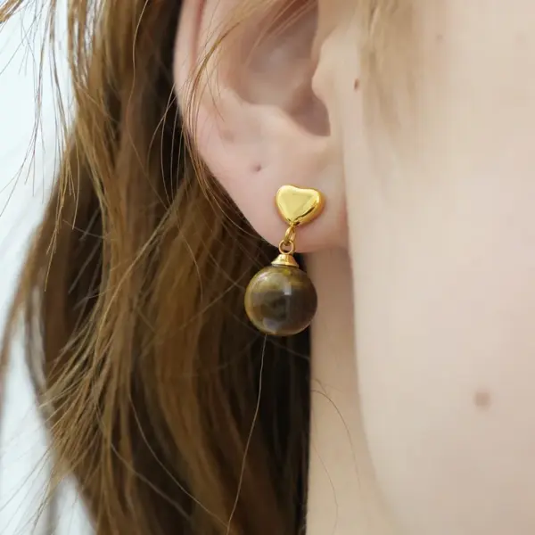 Wholesale 304 Stainless Steel Heart Shape PVD Coated 18K Real Gold Plated IG Style Sweet Simple Style Waterproof Non Tarnish Surgical Steel Hypoallergenic Dangling Earrings Ear Studs