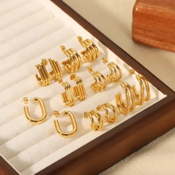 Wholesale PVD Coated Real Gold Plated 18K Gold U Shape 304 Stainless Steel Simple Style Waterproof Non Tarnish Ear Studs