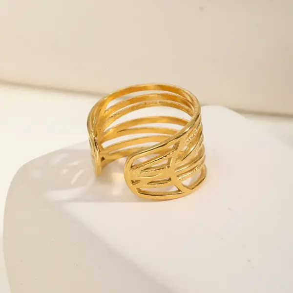 Wholesale PVD Coated Real Gold Plated 18K Gold Geometric 201 Stainless Steel Vintage Style Simple Style Classic Style Waterproof Non Tarnish Rings