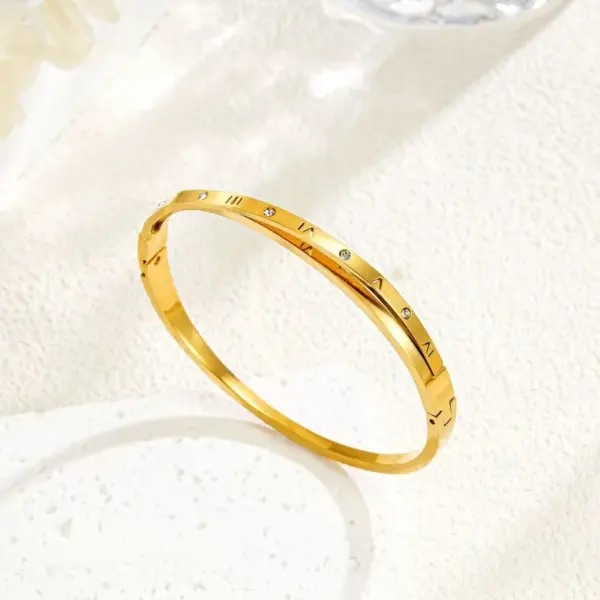 Wholesale Sexy Hollow Double Cross Double Line Diamond Inlaid 304 Stainless Steel Geometric Universal Electroplated Rhinestone Bracelet
