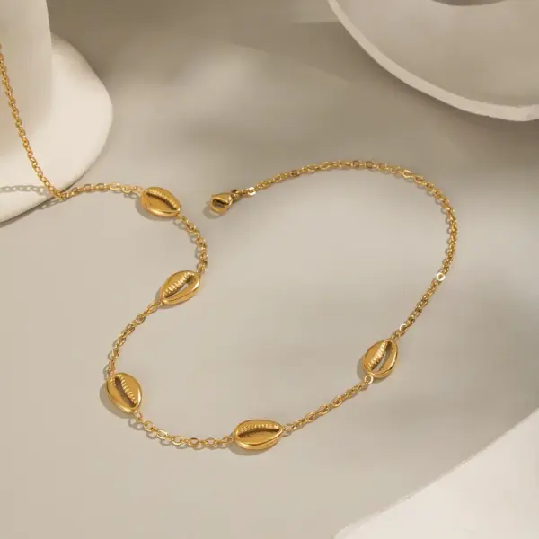 Wholesale Hypoallergenic Teeth Necklace For Women With 18K Real Gold Plated 304 Stainless Steel And PVD Coated Handmade Chain