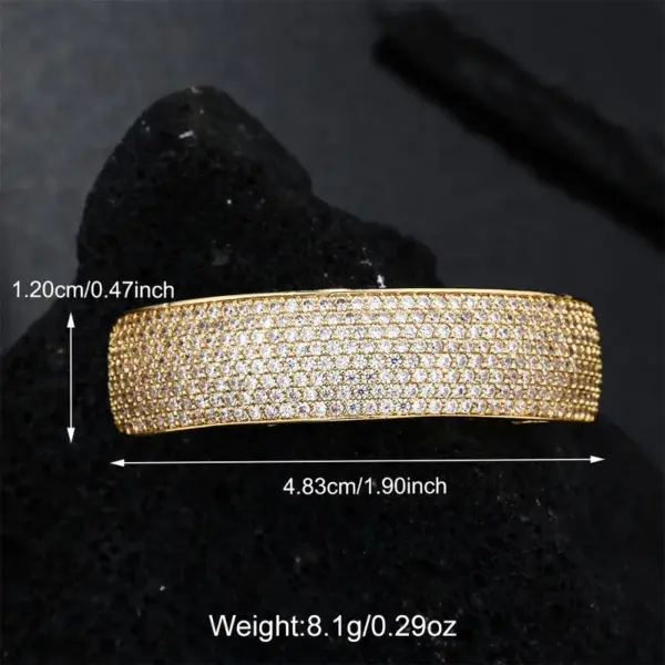 Wholesale Geometric Grillz In 304 Stainless Steel With Zircon Inlay, Waterproof Non Tarnish, PVD Coated Golden Plated With 0.01µm Thickness