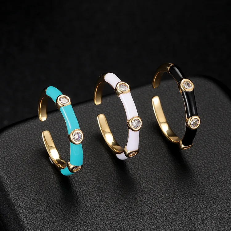 Wholesale Round Enamel Rings For Women In Copper With 14K Real Gold Electroplated Finish Featuring Zircon Inlay