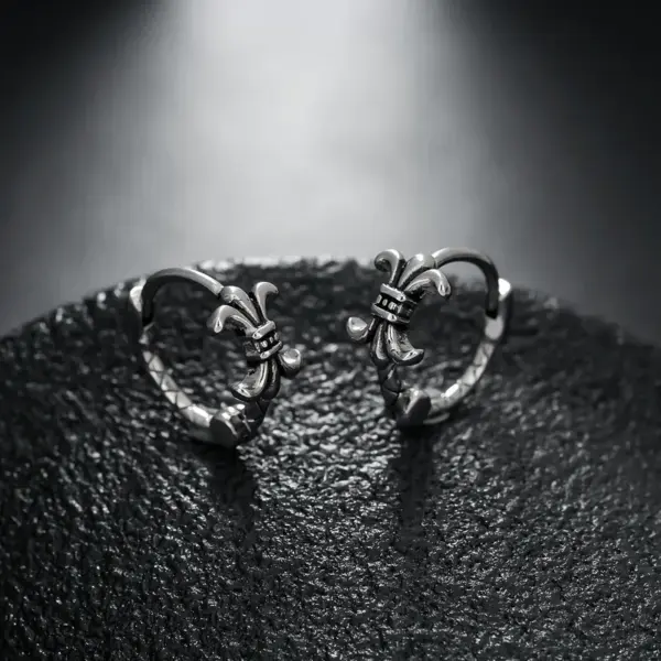 Wholesale Unisex Titanium Steel Cross Earrings Non-Fading Vintage Anchor Design Versatile Jewelry Unisex