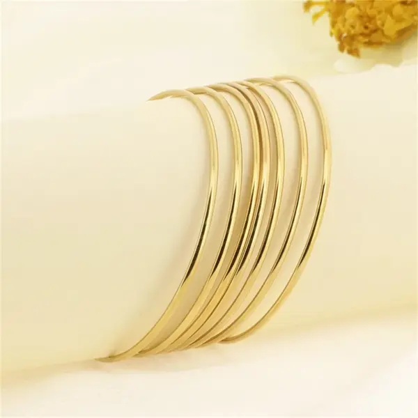 Wholesale Ion Plating (IP) 18K Gold Plated Solid Color 304 Stainless Steel Solid Color Waterproof Non Tarnish 304 Stainless Steel Bangle