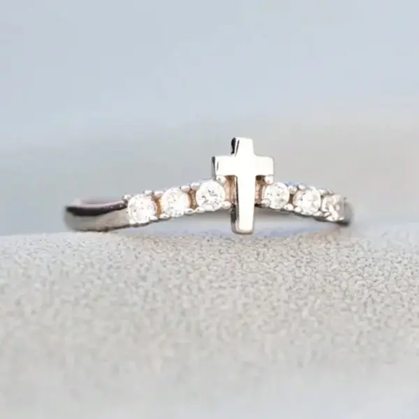 Wholesale Women’s Cross Ring With Claw Setting, Copper Base With White K Water Plating, Featuring Zircon Inlay