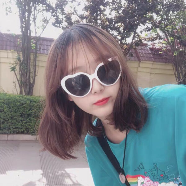 oly-e80dc75c78527b7843d5519e8e7e8020 Wholesale Valentine's Day Gift Love Light Special Effect Glasses Sunglasses Creative Sunglasses