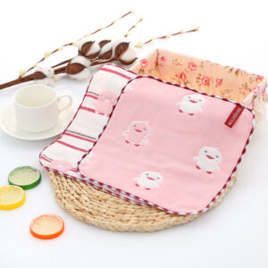 Pink duckling / 25*25 square towel