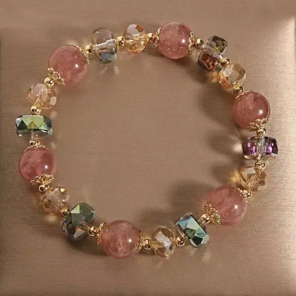 Wholesale Sweet Style Strawberry Crystal Flower Bracelet Versatile Pendant Charm For Girlfriend Best Friend Matching Jewelry Gift