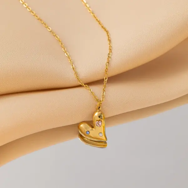 Wholesale 18K Gold Plated 304 Stainless Steel Vacuum Electroplating (In Furnace) Heart-Shaped Elegant O-Chain Box Chain/Square Pearl Chain Necklace Suitable For Women To Wear On Valentine's Day Or Dates