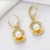 Wholesale Fashionable Shell Copper Micro-Paved Zirconia Simulated Pearl Ear Cuff Earrings Women's Versatile Ear Jewelry Daily Date Suitable