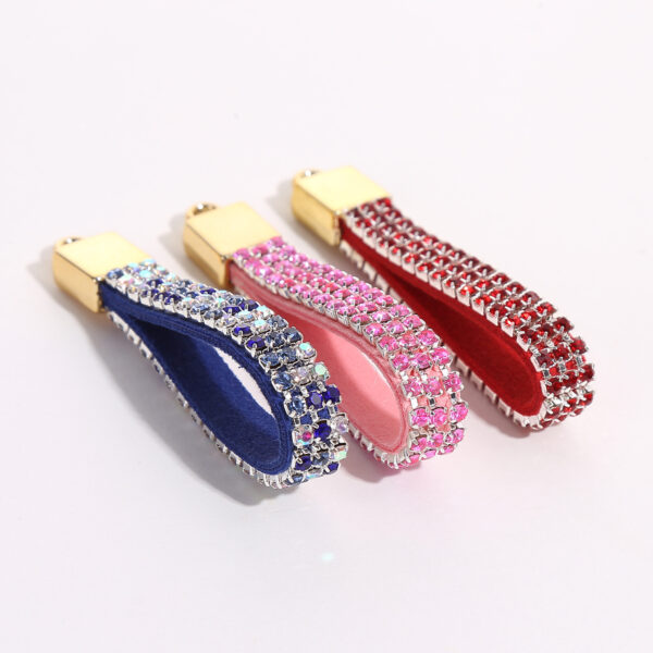 Wholesale Diamond-encrusted Keychain Accessories Diamond-encrusted Leather Rope Buckle Bag Accessories Fashion Exquisite Car Key Pendant