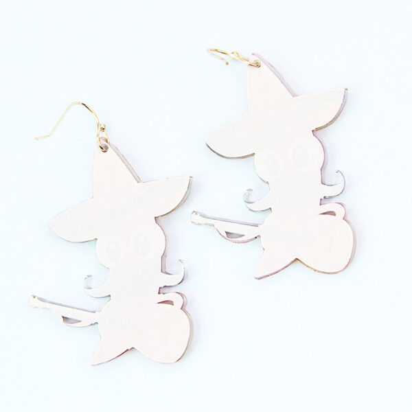 oly-e9e90018606bac513a24b26b1b25f7eb Wholesale hip hop Carnival chili Guitar Man Rock wind Western Denim acrylic earrings