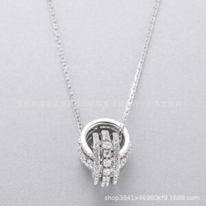 Platinum necklace [1:1]