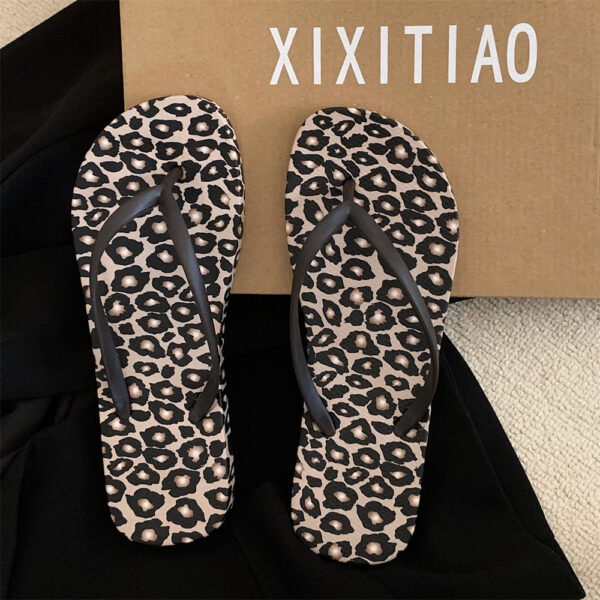 oly-eac065f831c0f7cdf3825e09a037d3f8 Wholesale Leopard Print Beach Vacation Comfortable Flip Flops Women’s Summer Net Infrared Wear Clip Feet Shower Slippers