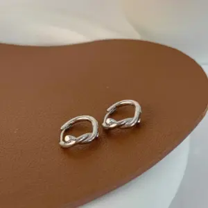 A-257 Silver Wave Earrings