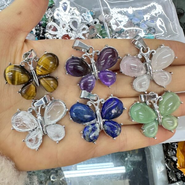 oly-eb2617aac242e2a6a1c5b785386d2ab5 Wholesale Crystal Butterfly Pendant Amethyst Tiger Eye Natural Stone Vintage Pendant Necklace Accessories